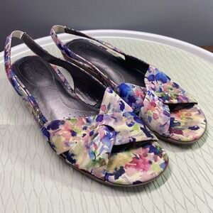Life Stride Mimosa Soft system Womens Multi Floral Pattern Slingback Sandal Sz.8